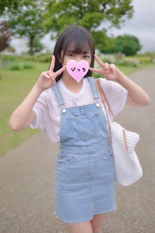 FC2-PPV-1097870 【19岁天使ｗ】想当偶像的少女应援私人摄影会搞上