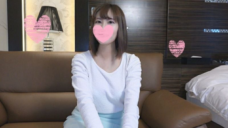 FC2-PPV-1294521 完全露脸 美丽漂亮OL理依奈24歳 丰满下半身修长美腿无套中出大兴奋