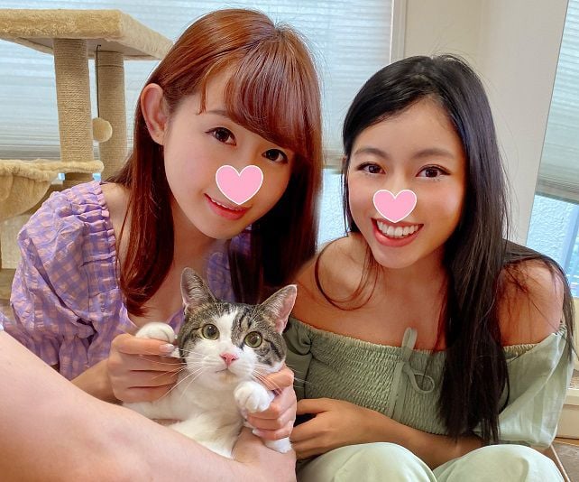 FC2-PPV-1544469 【女神GET】猫咖啡听对2位妹子教导筋肉训练搭讪搞上。