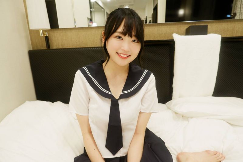 FC2-PPV-2686299 有着国宝级胸部、白皙F罩杯美乳靠钞能力中出做爱！②回目