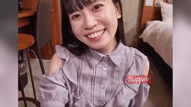 FC2-PPV-4817546 年内最后的大特卖 无敌最强美女金酱挑战人生第一次情色自拍 大容量包装 附赠评论特典