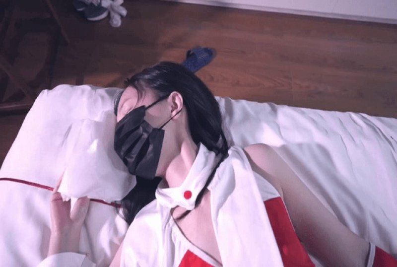 xb-1569 杏吧傳媒 內射黑絲白虎騷母狗女大學生兼職女僕