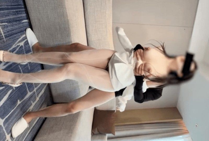 xb-3616 杏吧傳媒 超色淫紋女上騎乘完美炮架後入內射-九九橙