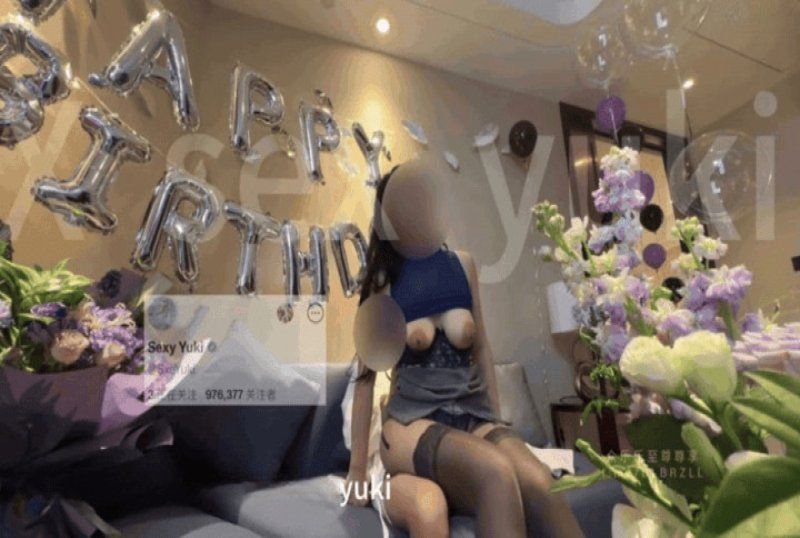 xb-4950 杏吧傳媒 喜慶性愛藍色o制服短裙黑絲-sexy_yuki