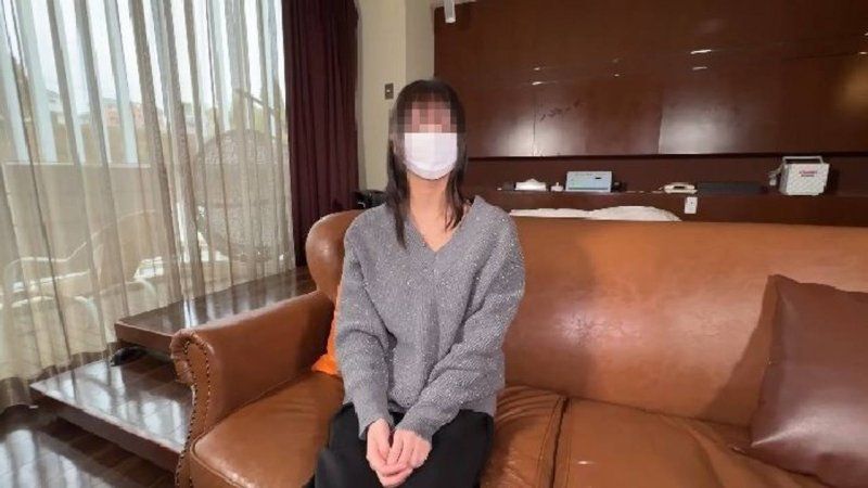 FC2-PPV-4737072 【東北的清純系素人JK】凜奈醬（19歲）緊張地在第一次拍攝就高潮了【有特典】