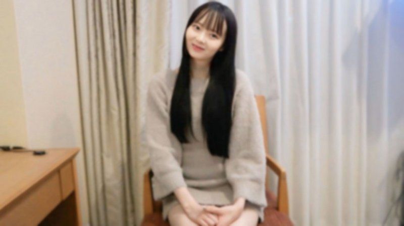 FC2-PPV-4891699 【无码】(极)清纯系纤细美腿美女！超小脸且拥有丝滑美黑髮，人生第一次吞精⤴视觉效果美到极致，天然髮质也最棒！吞精内射 ※附特典高画质