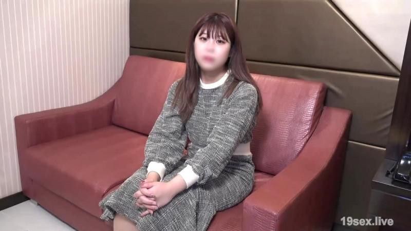 FC2-PPV-4743463 對想逃避還款的白皙肉感巨尻20歲女子進行中出制裁。