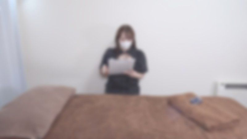 FC2-PPV-4758255 【无/中出】肤色白皙的30多岁,刚与初恋男友结婚三年的美肌肉感人妻来店了。