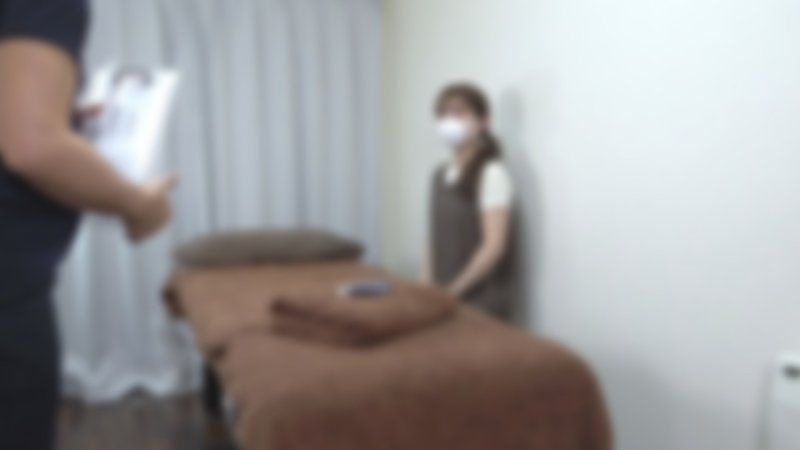FC2-PPV-4949505 ♡8/15日前半價！【無・完全素人】在搬家前夕忙碌的日子中,也兼作最後的問候,漂亮的單親媽媽來店了。因為是相當積累的最後按摩,會細心地進行施術。