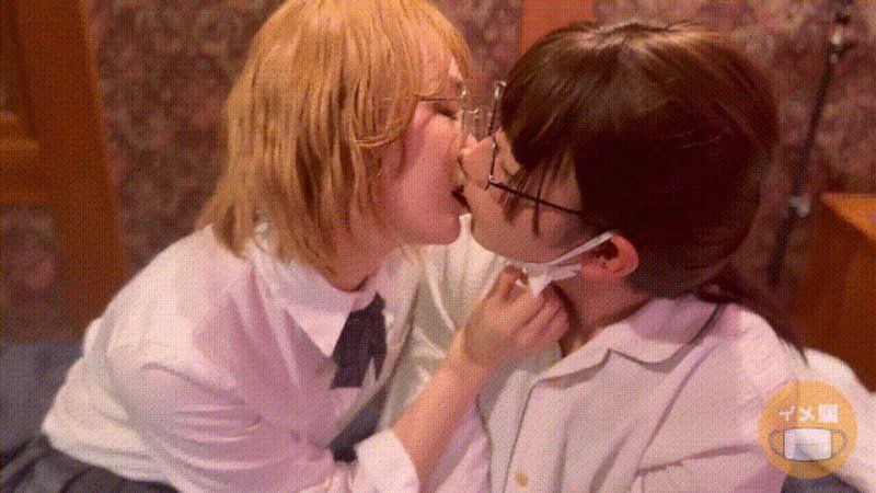 FC2-PPV-4935910 太可愛的偽娘,我奪走了他的男〇童貞 IMEDAMAFC2
