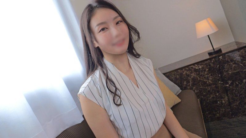 FC2-PPV-4932990 年過四十才結婚的新婚熟女 無法放棄生育渴望,強烈希望借種懷孕的新妻,被NTR播種內射