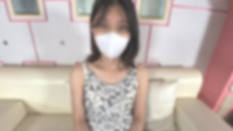 FC2-PPV-4963849 ♡8/31截止半价【无・完全素人・生内射】包含前主人在内男性经验3人的素人闷骚色女30岁！对极粗鸡巴畏惧的单亲妈妈的小穴毫不留情,扩张到最深处！把湿淋淋的小穴