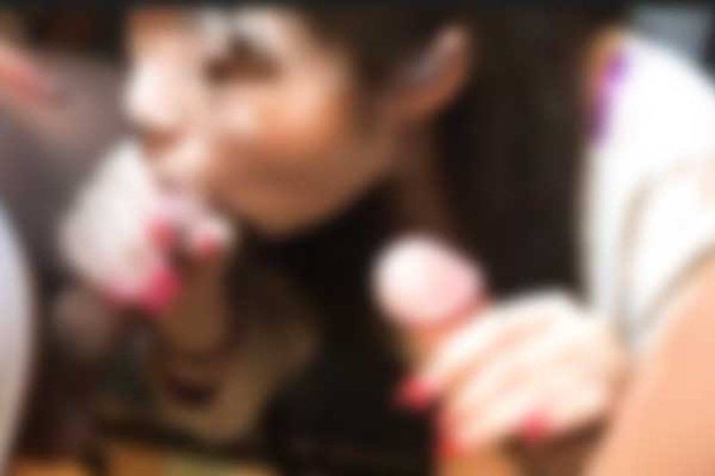 FC2-PPV-4760632 【无修正】【素人个撮】成年费洛蒙飘香的贫乳牙科助手 3P生尝