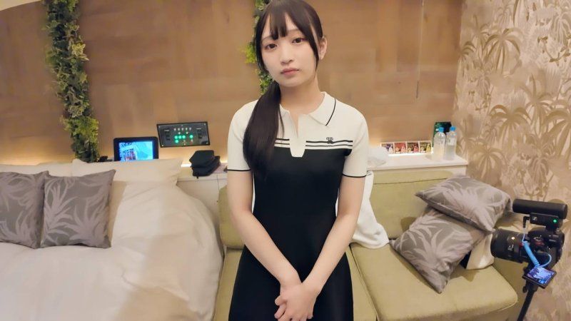 FC2-PPV-4761731 外表清纯的19岁,实际上却超级色情,体内感觉也很棒
