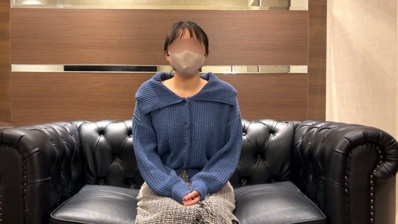 FC2-PPV-4992189 天真的公司職員被NTR。和男朋友只戴套的她,在讓她高潮到失神的時候,背叛的無套性交活塞播種內射。