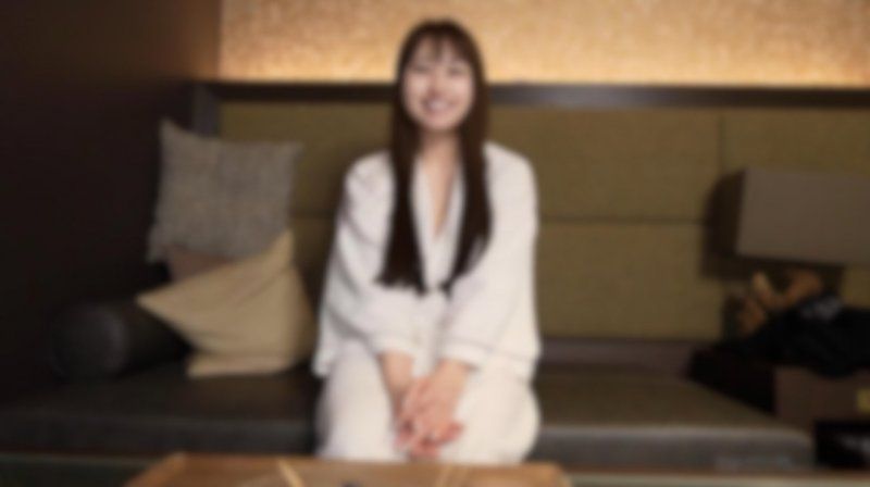 FC2-PPV-4672092 【露臉】性慾解放。雖然很害羞，但感覺很好，青澀的女孩用大屁股服務。極度濕潤的陰道內大量中出