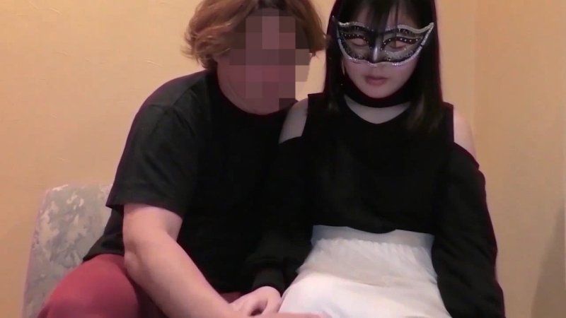 FC2-PPV-4672090 身材纖細的25歲年輕妻子喘息不已 完全版