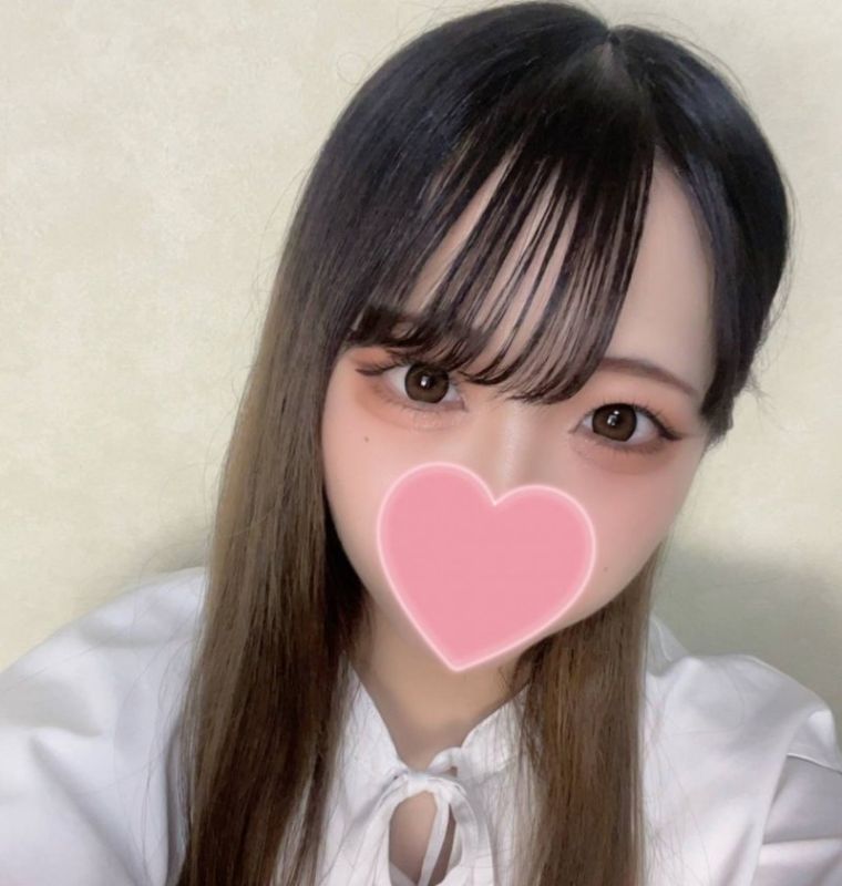 FC2-PPV-4676544 盡情享受可愛的19歲妹子大量播種性愛
