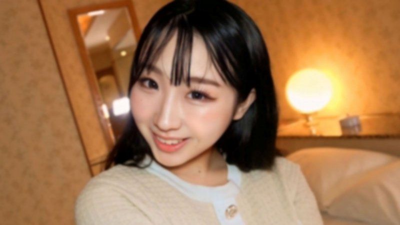 FC2-PPV-4766534 【无码】和风美人脸的女性，可爱天真表情和性感的一面兼具！内在超好色，令人惊愕！张开大嘴享受快感的阿嘿脸和反差太棒了～中出两发※特典高画质