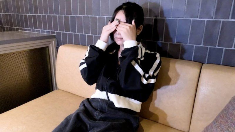 FC2-PPV-4798066 【素人初撮り】さくら(18) フェラもしたことない可愛い素人の1回目撮影の別画角動画。緊張していたのに身体を触ったら即イキしてしまう。録画データを詰め込みました。