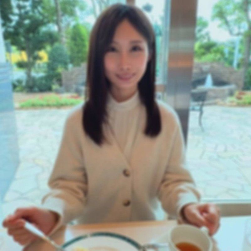 FC2-PPV-4833973 上品な美人奥様、実は旦那とハメ撮りするのが趣味。他の人にもハメ撮りされてみたいということで旦那も了承の上、中出しハメ撮り。